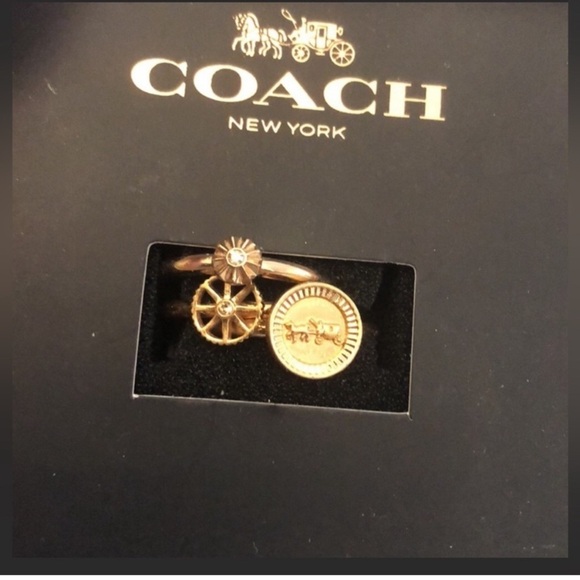 NWT Coach Open Circle Stagecoach Stackable Ring Set (3) in Rose gold tone - Picture 2 of 4